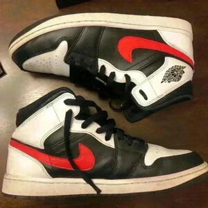 Air Jordan 1 Mid, size 10